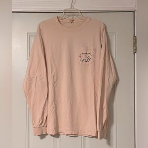 L/S Ivory Ella - peach T with blue and white elephant on the back - large